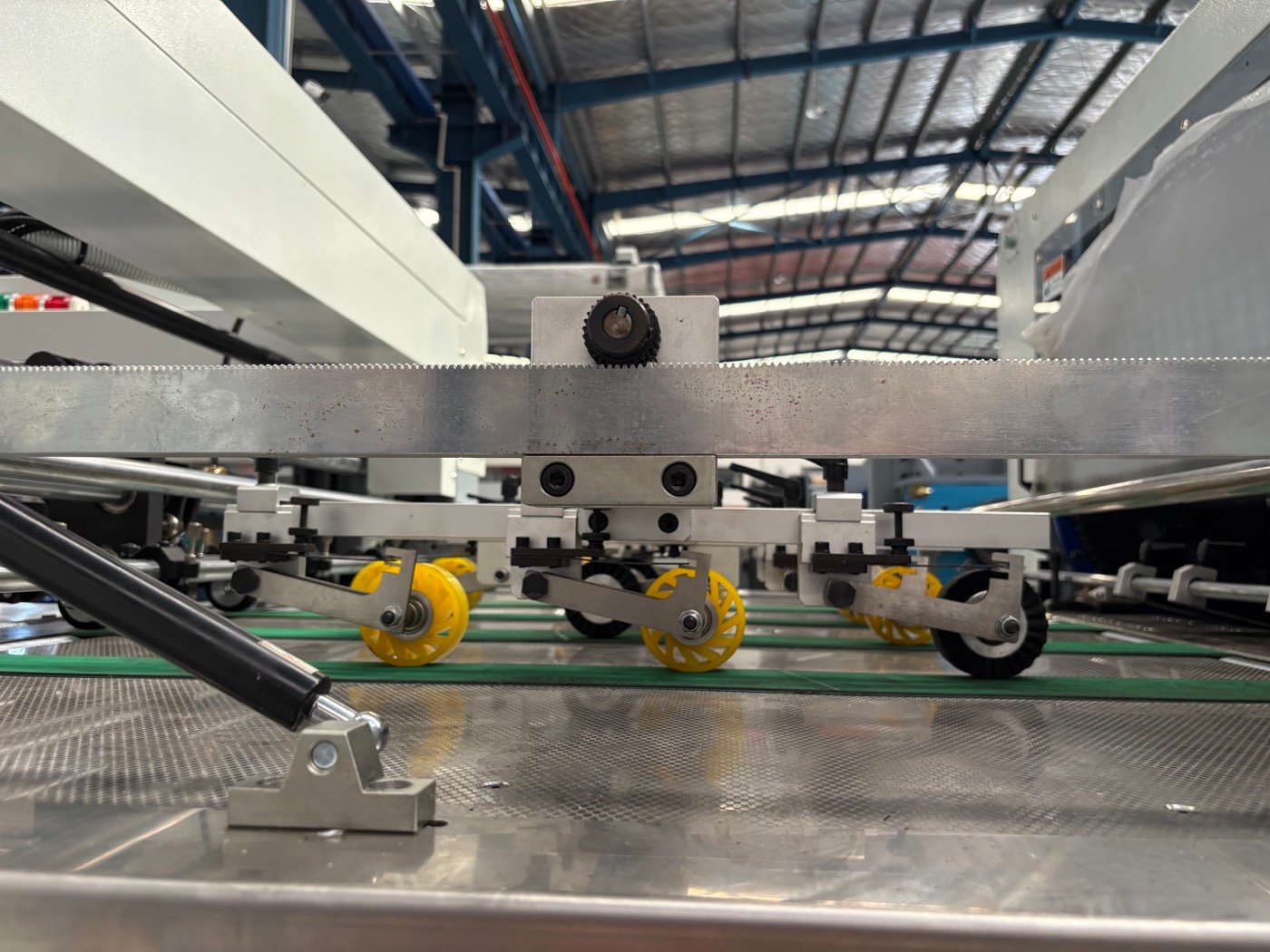 Flatbed Pressing Die Cutting Machine 2