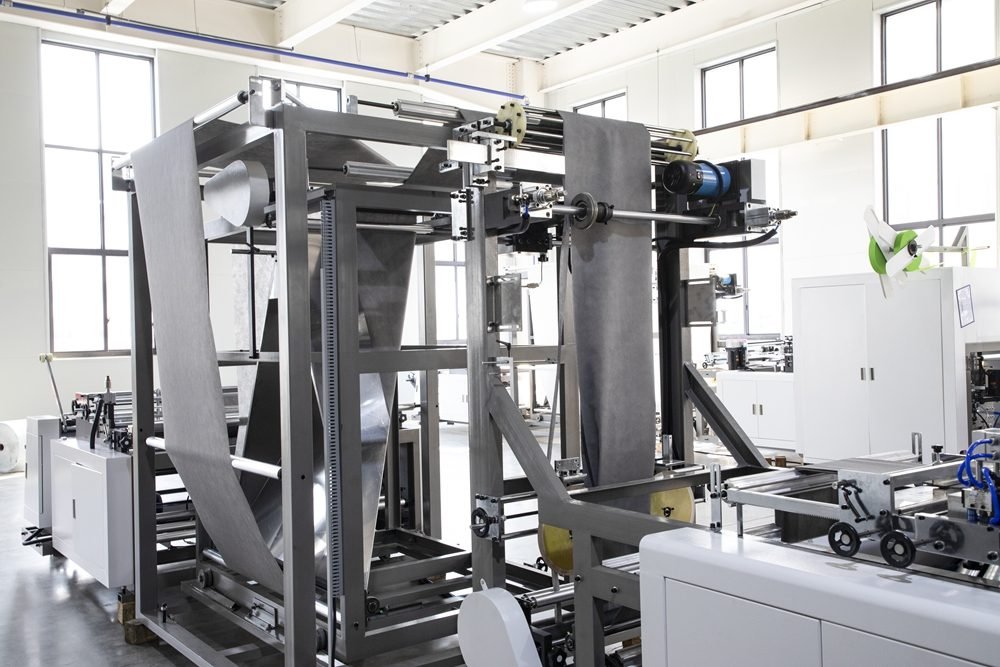 Oyang 15 C700/800 Non Woven D-Cut Bag Making Machine detail 11