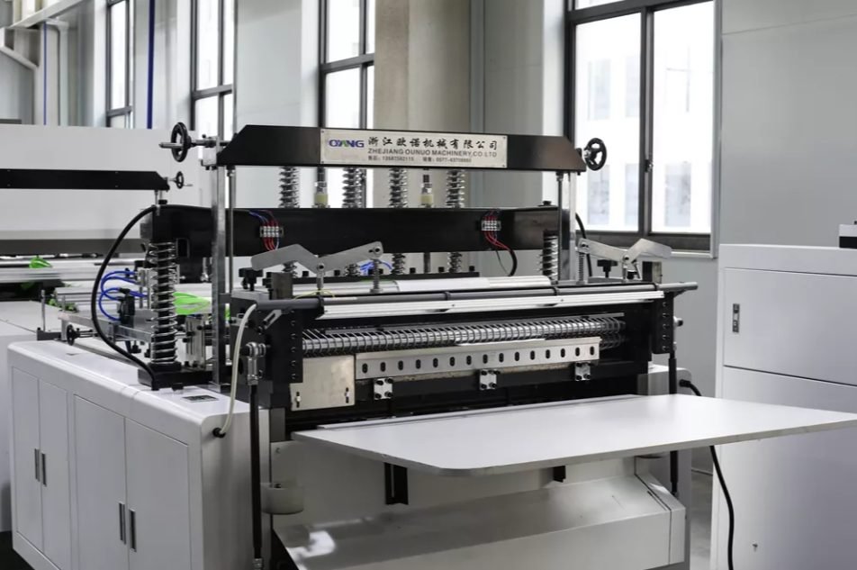 SMART 17 XC700 Non-Woven 3 in 1 Bag Making Machine with Handle Online detail 5